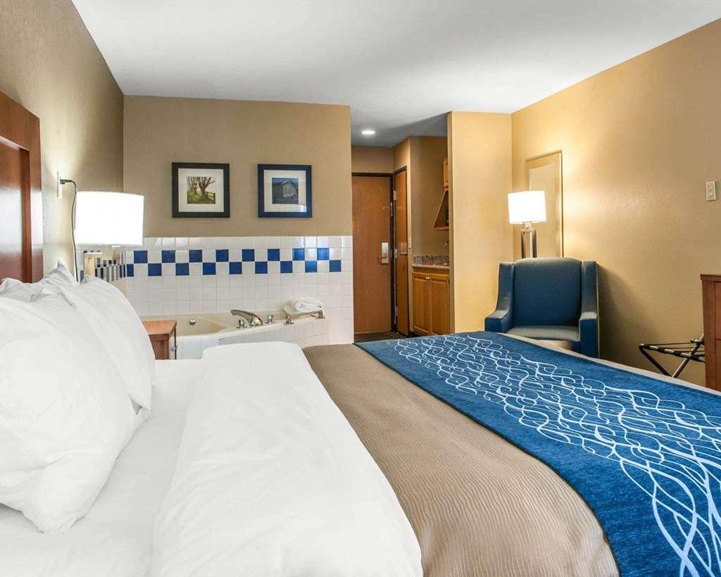 Comfort Inn & Suites Napoleon Habitación foto