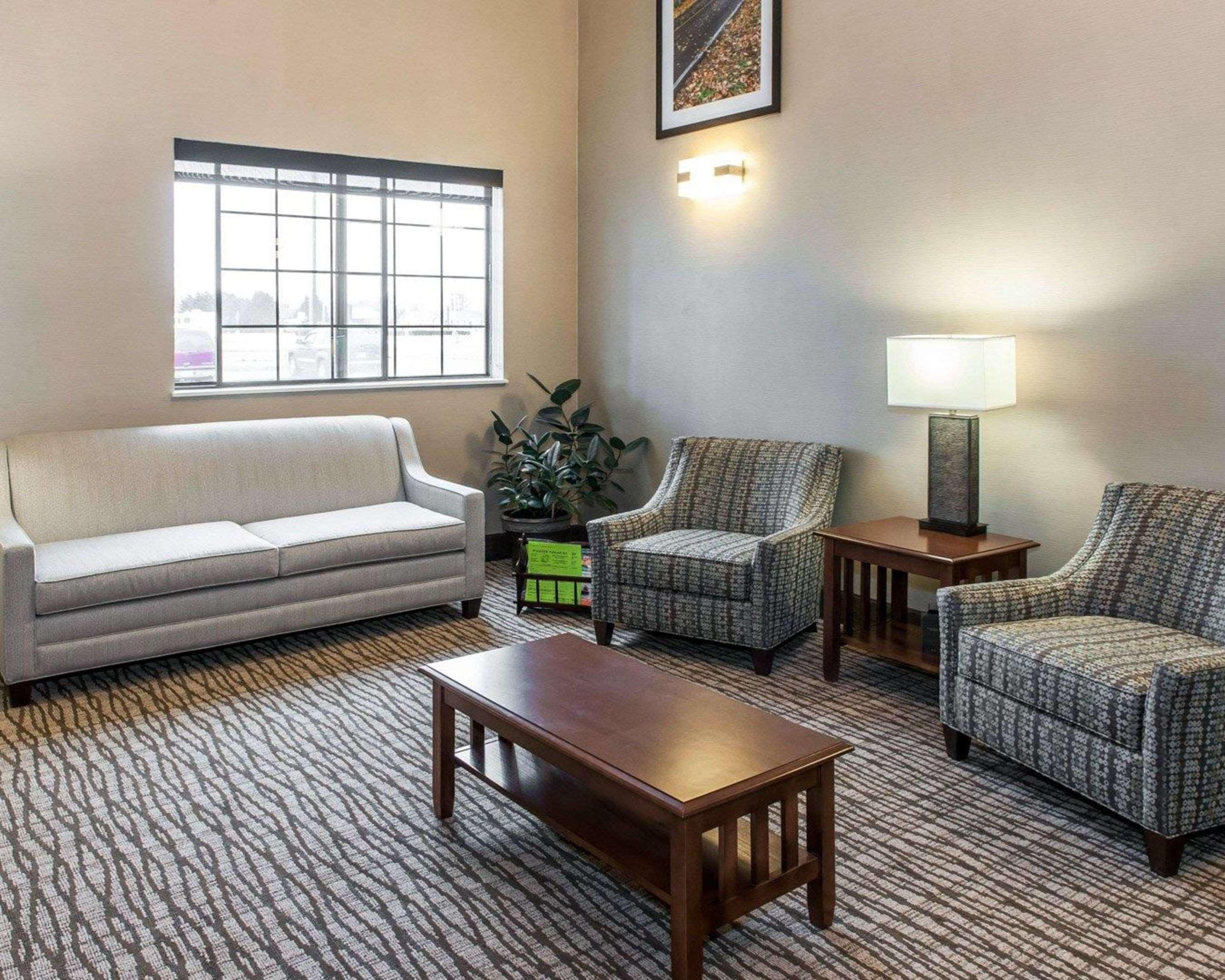 Comfort Inn & Suites Napoleon Exterior foto